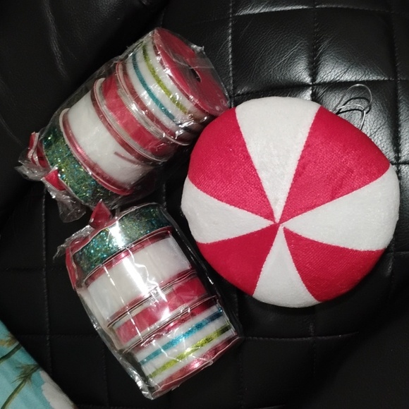 Colorful Holiday Ribbon Set - Picture 3 of 6